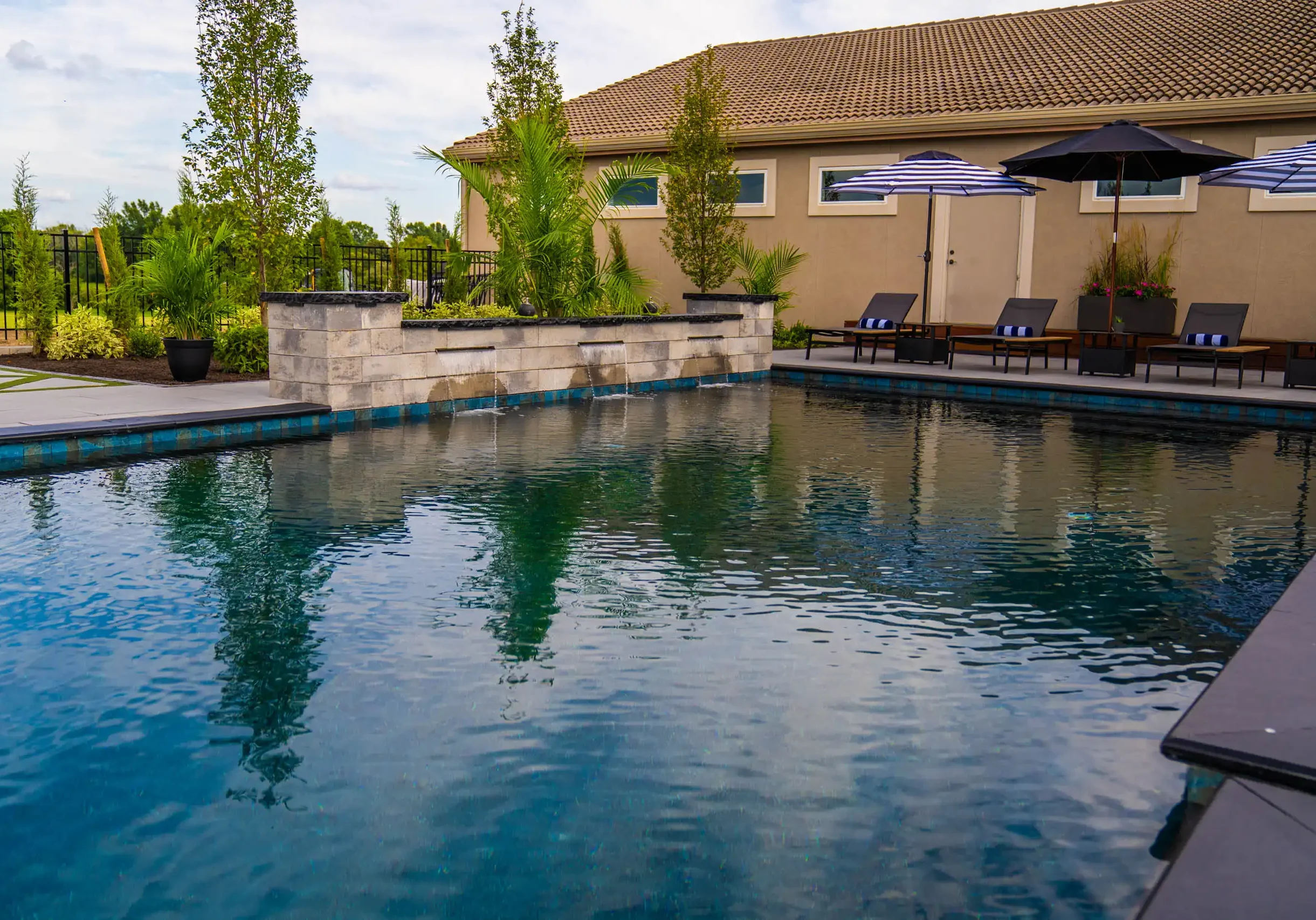 Kansas City, MO Concrete Pools